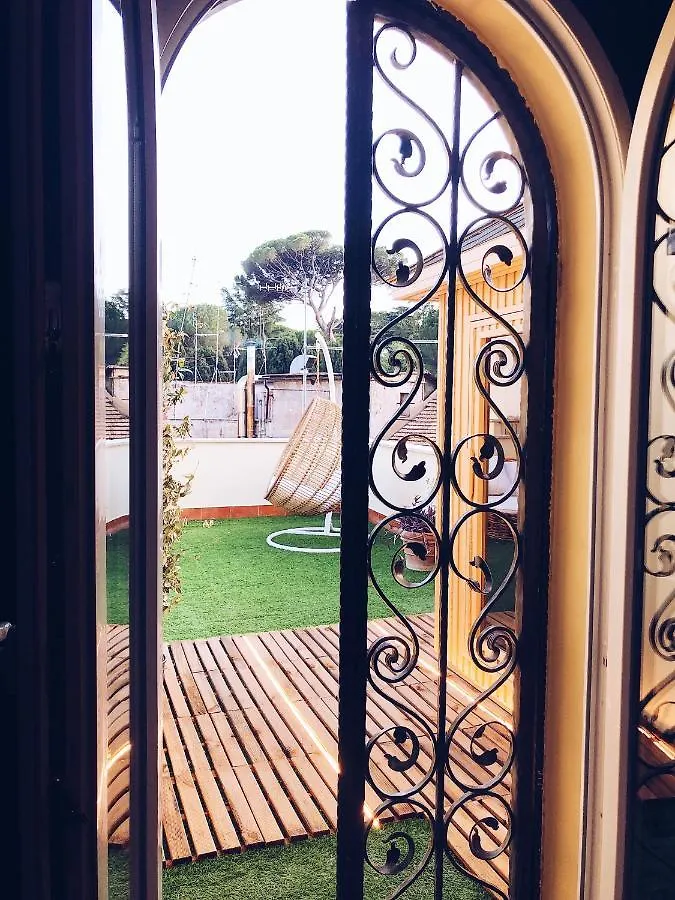 Rooftop Colosseo - Roma D'Amore Bed & Breakfast