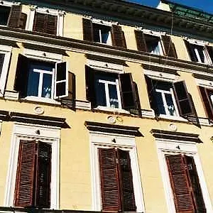 Romacentrarte Bed and breakfast